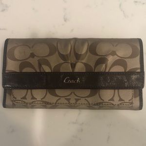 Coach wallet EUC